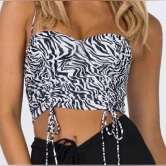 Princess Polly zebra tank - Picture 1 of 3